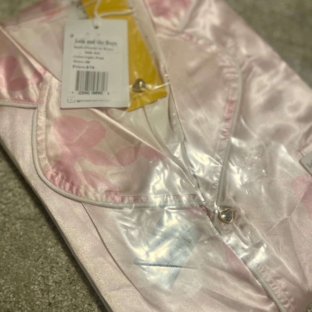 Women Pink Bow Pajama Set - Picture 3 of 6